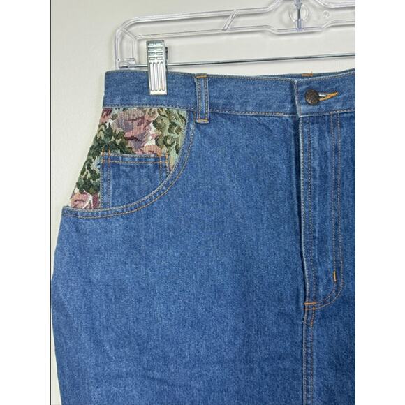 Vintage 80s Denim Floral Tapestry Detail High Waist Denim Skirt, Size 11/12 - Picture 5 of 7